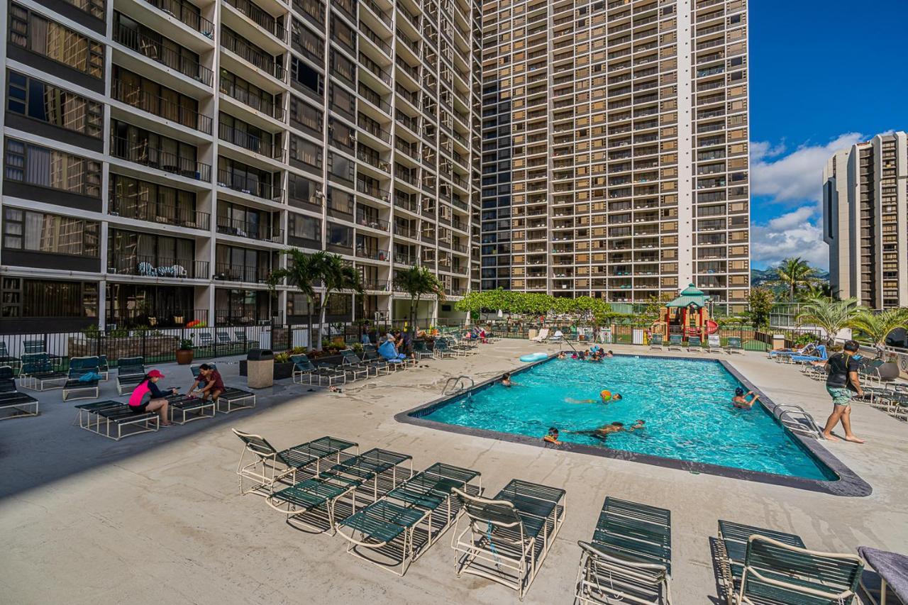 Free Parking, Pool, Sauna, Spa, Wifi, Bbq, Ac - Waikiki Banyan Гонолулу Экстерьер фото
