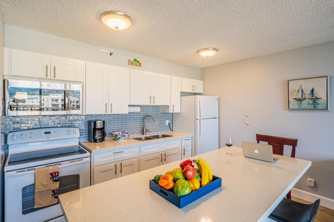 Free Parking, Pool, Sauna, Spa, Wifi, Bbq, Ac - Waikiki Banyan Гонолулу Экстерьер фото