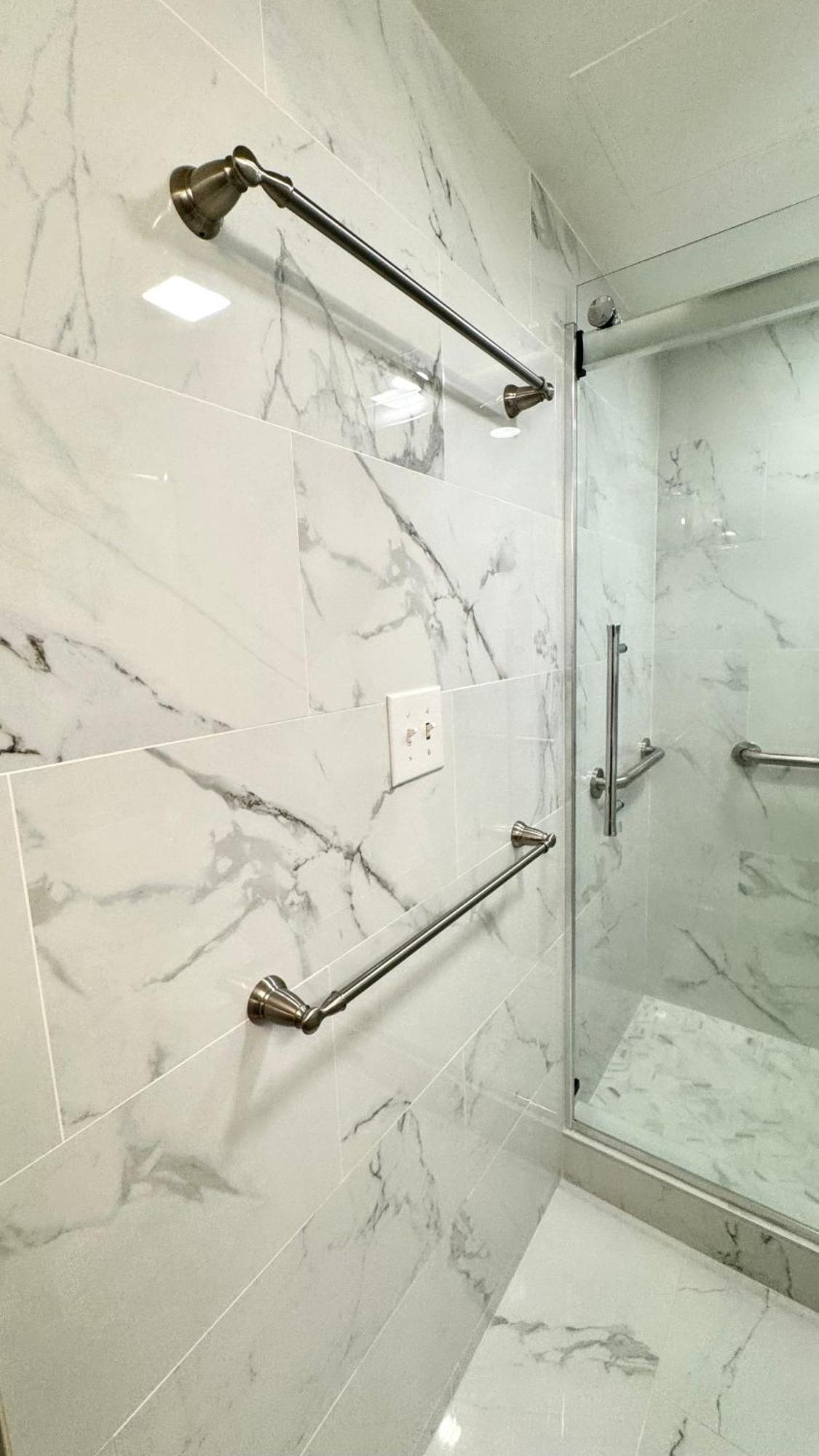 Free Parking, Pool, Sauna, Spa, Wifi, Bbq, Ac - Waikiki Banyan Гонолулу Экстерьер фото